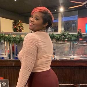 Meet your Posher, Kariva